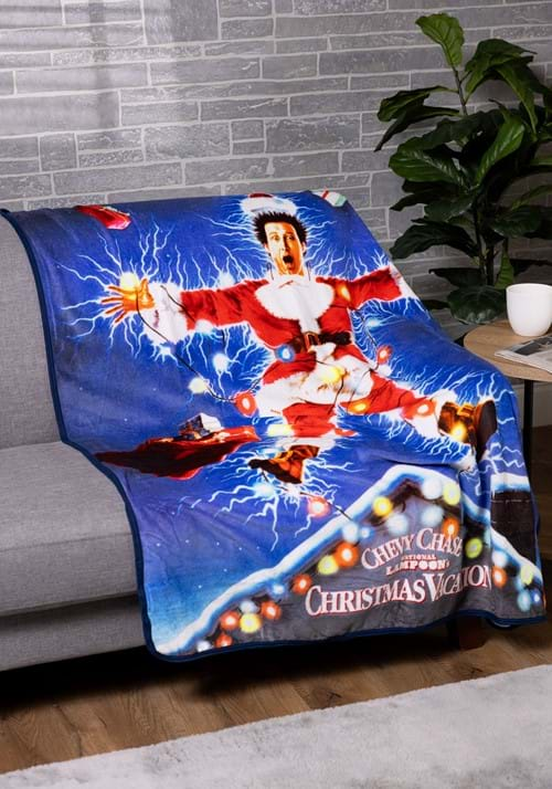 National Lampoon’s Christmas Vacation - Micro Raschel : Comfy Throw Blanket (4ft X 5ft)